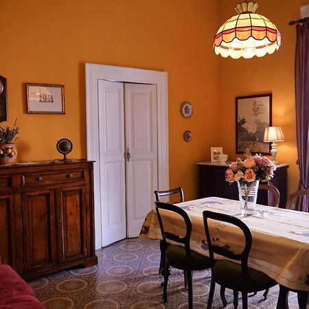 Salotto Sommer Bed & Breakfast เนเปิลส์ ภายนอก รูปภาพ