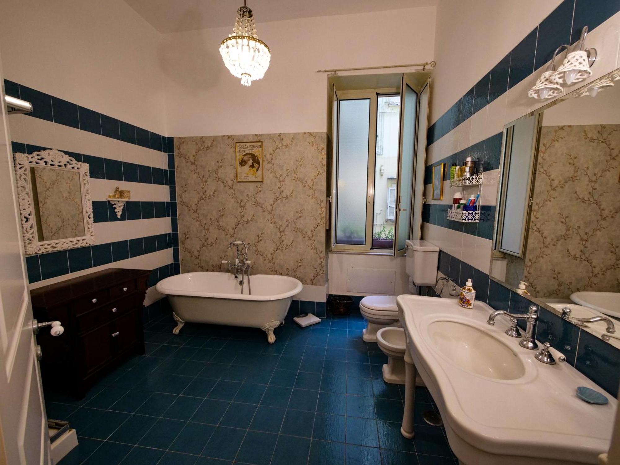 Salotto Sommer Bed & Breakfast เนเปิลส์ ภายนอก รูปภาพ