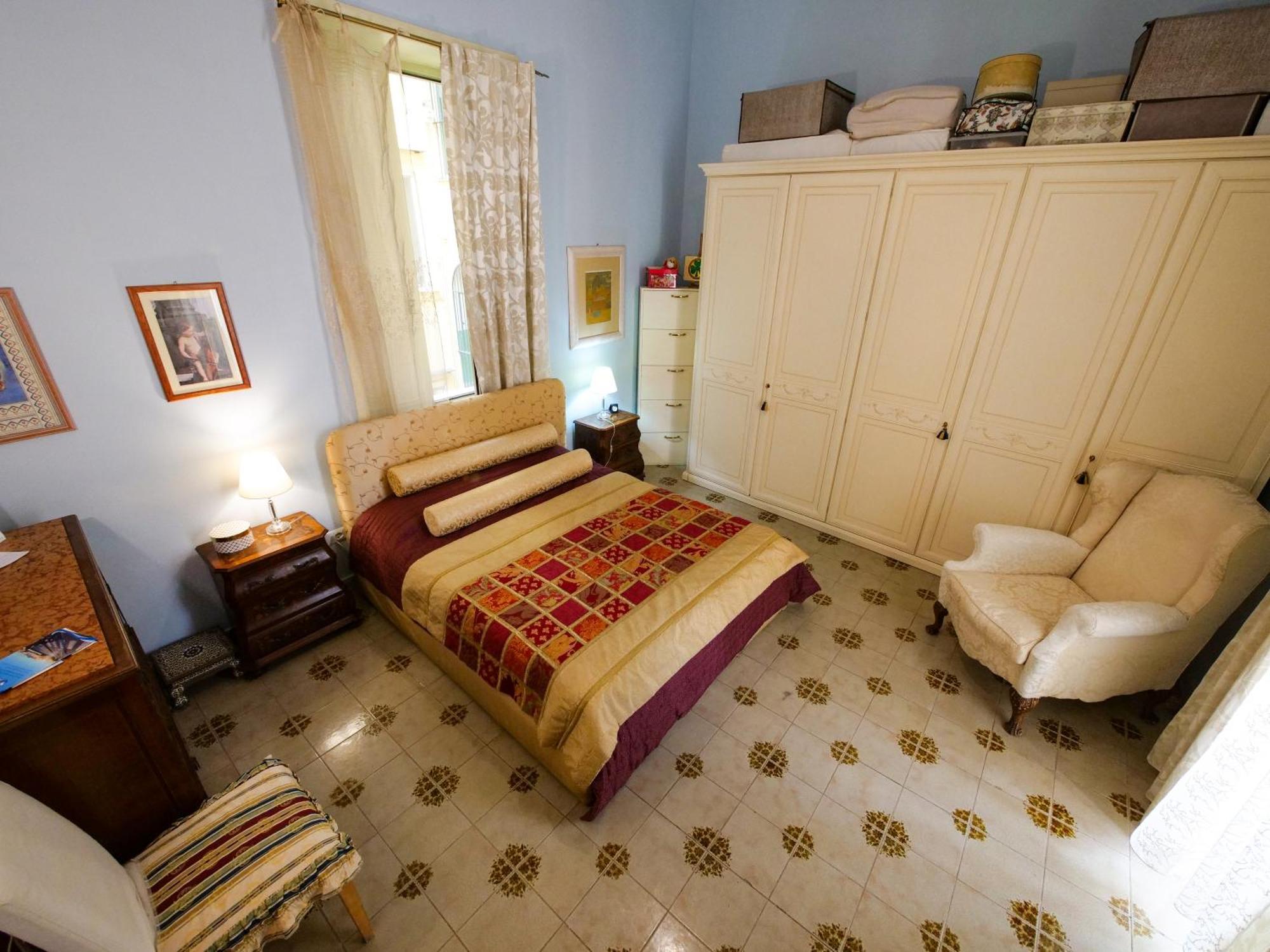 Salotto Sommer Bed & Breakfast เนเปิลส์ ภายนอก รูปภาพ