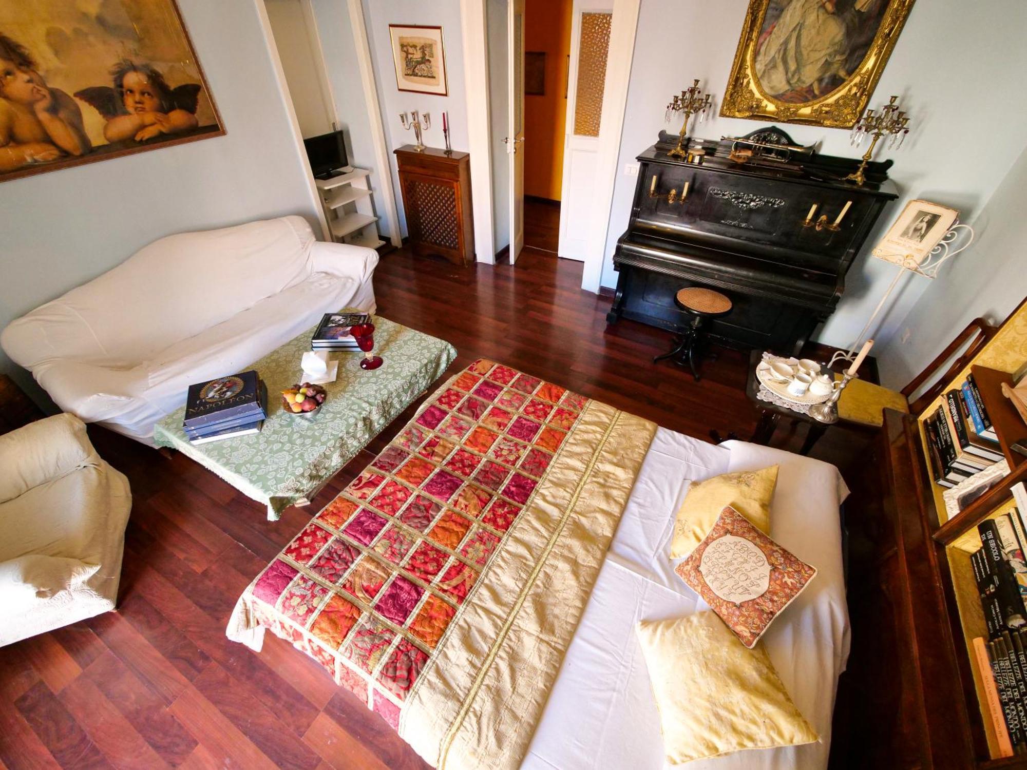 Salotto Sommer Bed & Breakfast เนเปิลส์ ภายนอก รูปภาพ