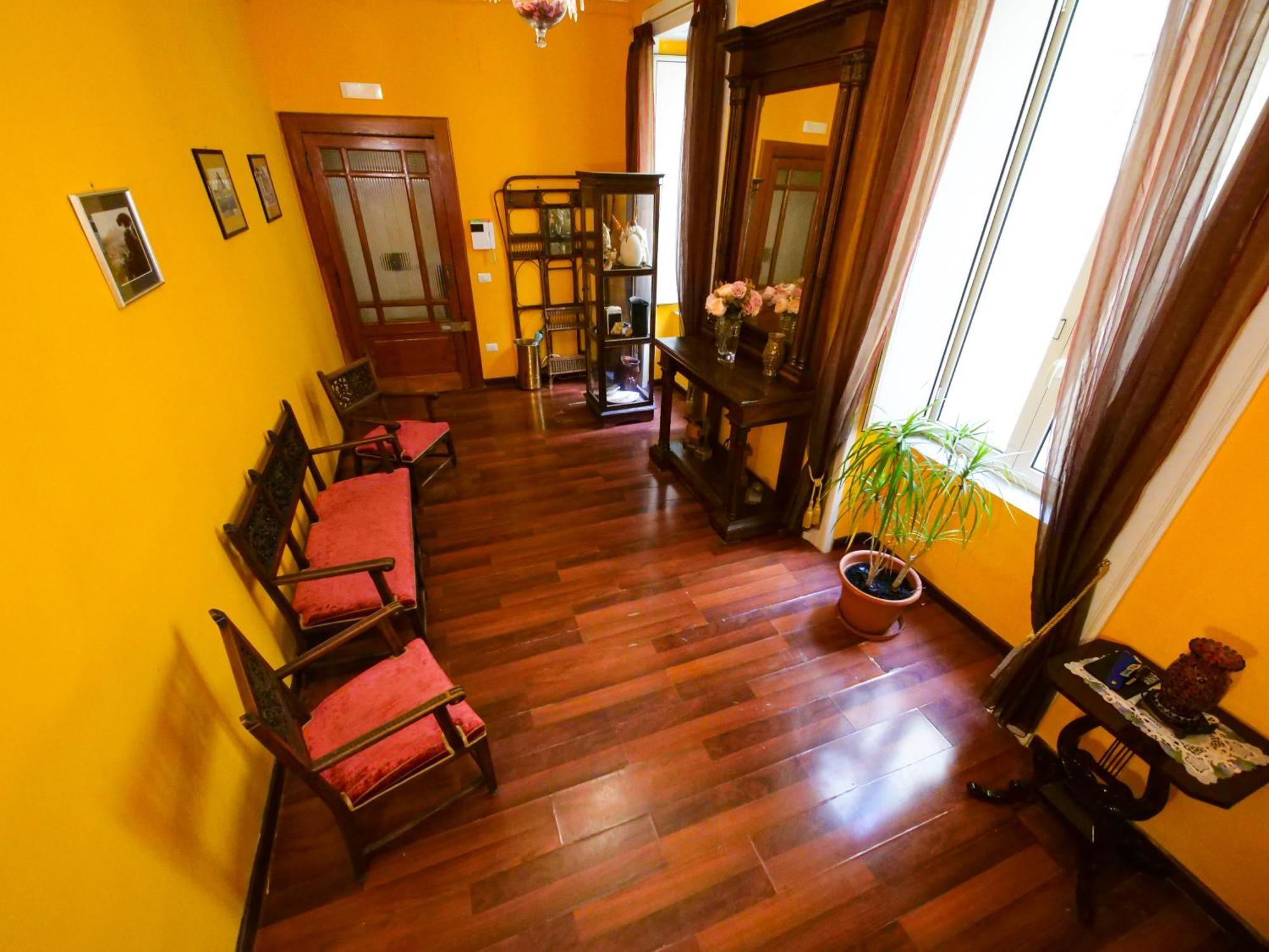 Salotto Sommer Bed & Breakfast เนเปิลส์ ภายนอก รูปภาพ